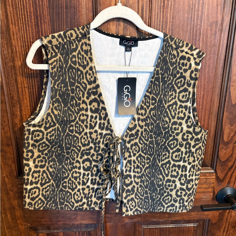 GIGIO NWT large leopard print tie-front vest